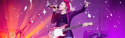 Grimes Shared Some Racy Topless Photos On Twitter